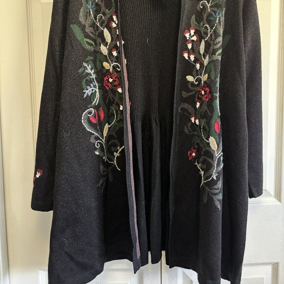 CJ Banks Plus Black Floral Embroidered Open Front Cardigan Coatigan Size 3X - Picture 2 of 6